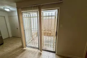 5810 Twisted Pine Ct, Houston, TX 77039 - Photo 8