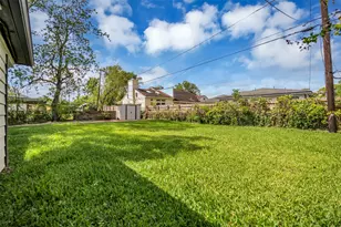2915 Robertson St, Houston, TX 77009 - Photo 30