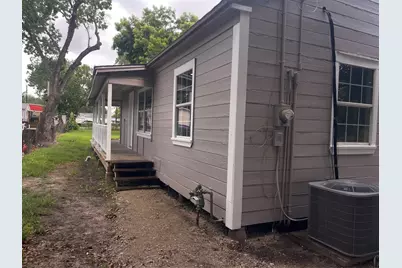 407 N Magnolia Street, Highlands, TX 77562 - Photo 14