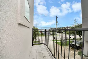3218 Polk St, Houston, TX 77003 - Photo 16