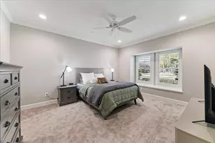 846 W Forest Dr, Houston, TX 77079 - Photo 24