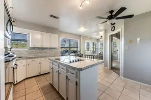 14 Westwood Dr W, Trinity, TX 75862 - Photo 8