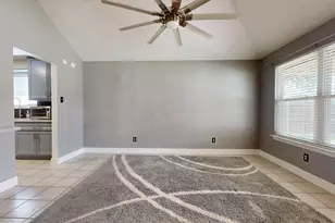5601 Freshmeadow St, League City, TX 77573 - Photo 4