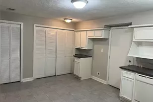 9505 Everglade Dr, Houston, TX 77078 - Photo 10