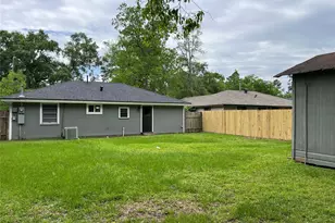 9505 Everglade Dr, Houston, TX 77078 - Photo 22