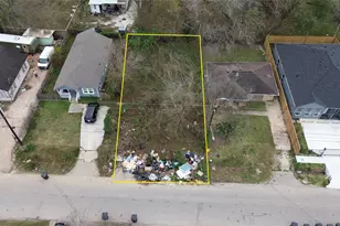 3720 Seabrook St, Houston, TX 77021 - Photo 1