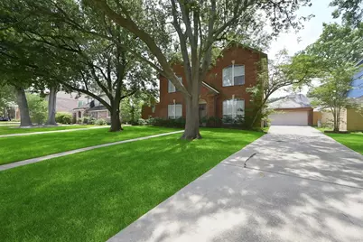 6419 Sutter Park Lane, Houston, TX 77066 - Photo 2