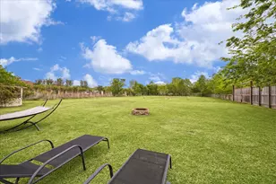 301 Westfield Ln, Friendswood, TX 77546 - Photo 32