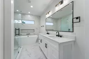 6126 Endeavor Heights St, Houston, TX 77091 - Photo 16