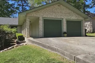 49 Cherry Hill Dr, Conroe, TX 77304 - Photo 4