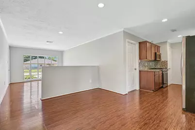 107 Stratmore Drive, Friendswood, TX 77546 - Photo 10