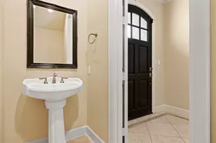 6310 Hermann Lake Dr, Houston, TX 77021 - Photo 12
