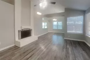 9115 Golden Sunshine Dr, Houston, TX 77064 - Photo 2