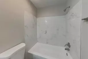 9115 Golden Sunshine Dr, Houston, TX 77064 - Photo 12
