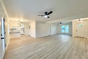 9539 Beverly Hill St, Houston, TX 77063 - Photo 20
