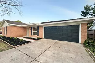 9539 Beverly Hill St, Houston, TX 77063 - Photo 6