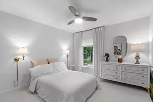 51 E Village Knoll Cir, The Woodlands, TX 77381 - Photo 38
