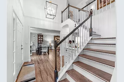51 E Village Knoll Circle, The Woodlands, TX 77381 - Photo 14