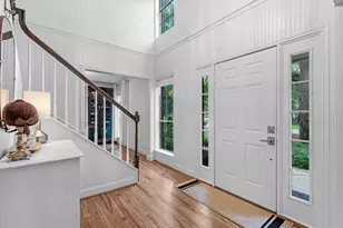51 E Village Knoll Cir, The Woodlands, TX 77381 - Photo 16