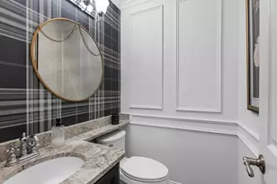 51 E Village Knoll Cir, The Woodlands, TX 77381 - Photo 30