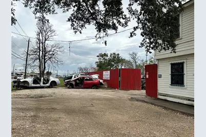 9300 Winkler Drive, Houston, TX 77017 - Photo 2