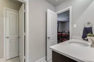 2611 Harvard St, Houston, TX 77008 - Photo 28