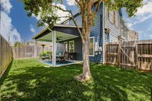 2611 Harvard St, Houston, TX 77008 - Photo 6