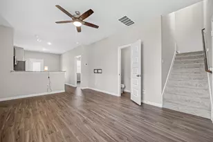 954 Luke Darrell Dr, Rosharon, TX 77583 - Photo 10