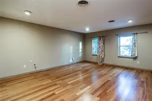 8602 Oakford Dr, Houston, TX 77024 - Photo 32
