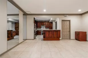 8602 Oakford Dr, Houston, TX 77024 - Photo 16