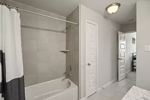 11723 Oakwood Dr, Mont Belvieu, TX 77535 - Photo 18