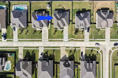 11723 Oakwood Drive, Mont Belvieu, TX 77535 - Photo 46