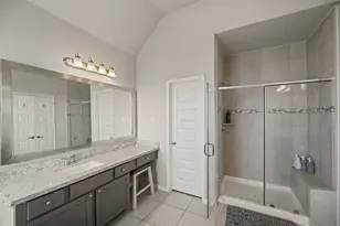 11723 Oakwood Dr, Mont Belvieu, TX 77535 - Photo 34