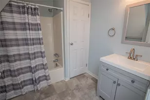219A Texas Ave, Bacliff, TX 77518 - Photo 20