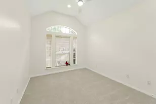 6885 Tournament Dr, Houston, TX 77069 - Photo 12
