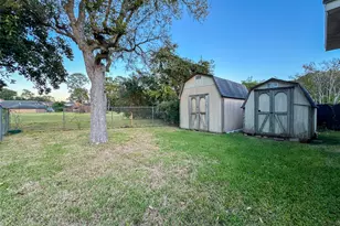 5126 Berry Creek Dr, Houston, TX 77017 - Photo 40