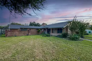 5126 Berry Creek Dr, Houston, TX 77017 - Photo 2