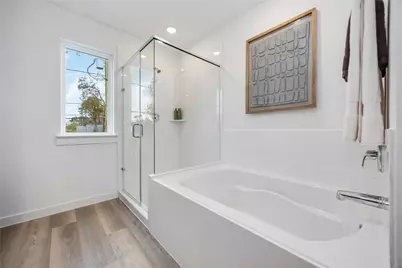 955 Mansfield Street, Houston, TX 77091 - Photo 32