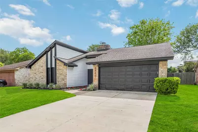 2543 Sage Brush Lane, Sugar Land, TX 77479 - Photo 2