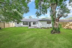 16314 Forest Bend Ave, Friendswood, TX 77546 - Photo 14