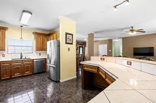 10406 Ballantine St, Houston, TX 77075 - Photo 14