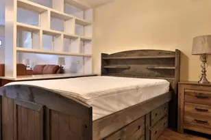 1311 Antoine Dr, Houston, TX 77055 - Photo 12