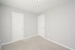 7611 Dyer St, Houston, TX 77088 - Photo 16