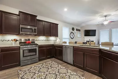 14141 Isle Royal Lane, Conroe, TX 77384 - Photo 12