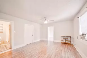 315 8th Ave N, Texas City, TX 77590 - Photo 1