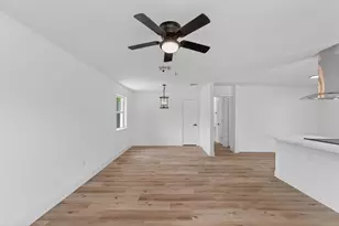 9623 Seeker St, Houston, TX 77078 - Photo 18