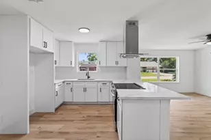 9623 Seeker St, Houston, TX 77078 - Photo 14