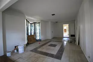 7946 Glenlea St, Houston, TX 77061 - Photo 8