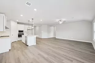 2847 Clapbread Ln, Rosenberg, TX 77471 - Photo 4