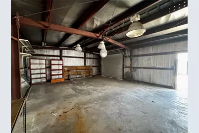 2301 7th Street, Port Neches, TX 77651 - Photo 28